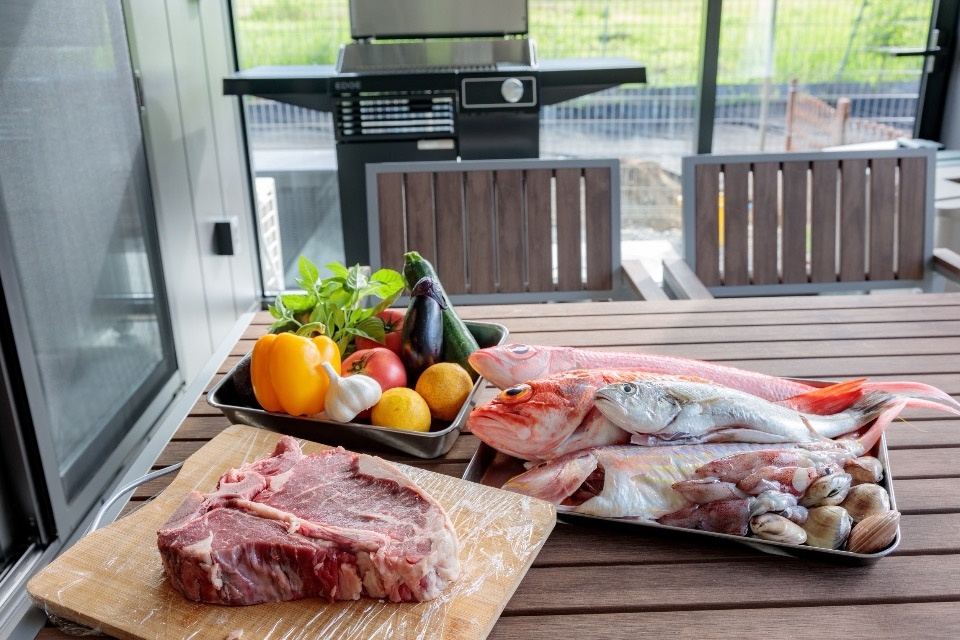 旬の素材を使ったBBQ炭火焼きイタリアン